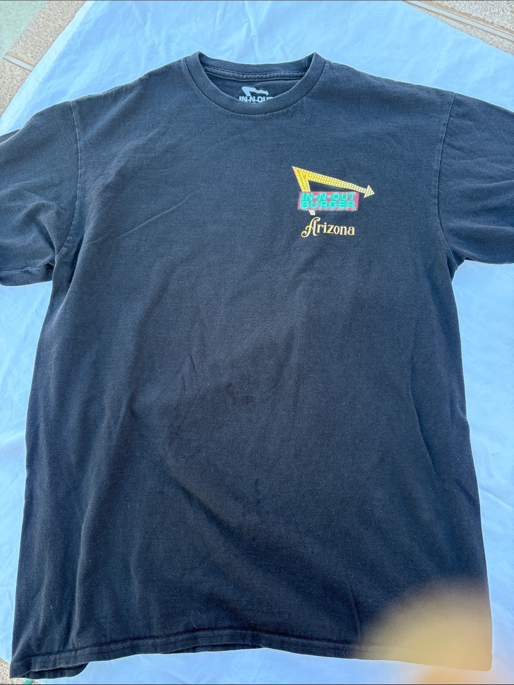 Arizona In-N-Out Burger T Shirt Mens Sz  medium